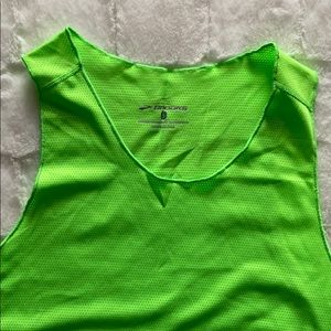 Brooks running top, S
